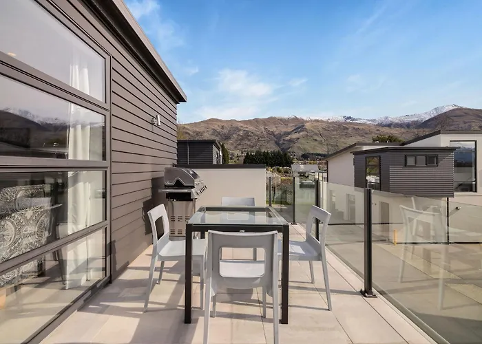 On Upton Wanaka